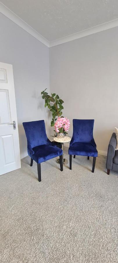 Spacious 3 Bed Flat Near The Sea With Parking Bournemouth Exterior photo